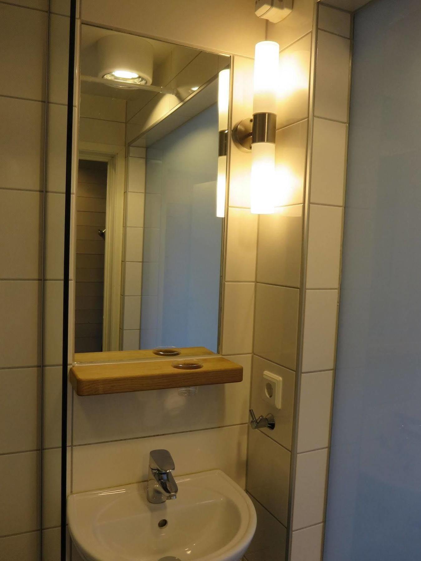 Vikingskipet Hotell هامار المظهر الخارجي الصورة